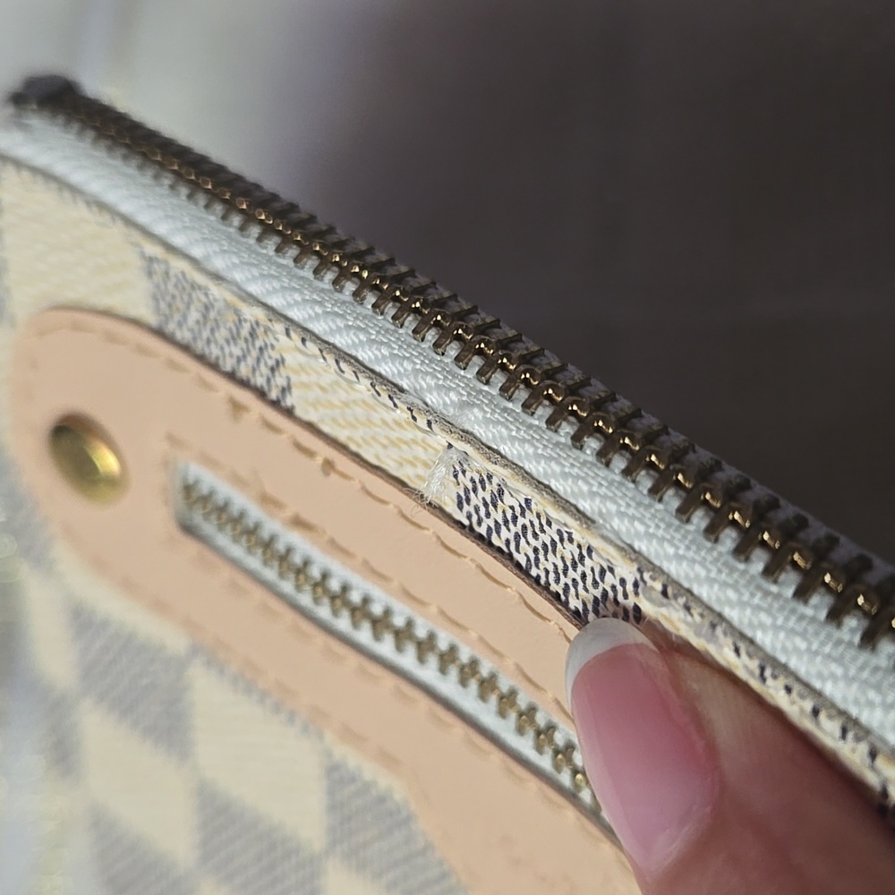 White & Grey Damier Azur Checkered Key Pouch - Picture 15 of 15
